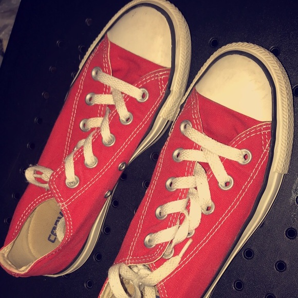 Converse Shoes - Red women’s converse size 6